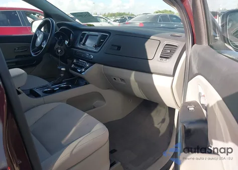 2020 Kia Sedona Lx z USA, uszkodzony, nr VIN KNDMB5C10L6646394